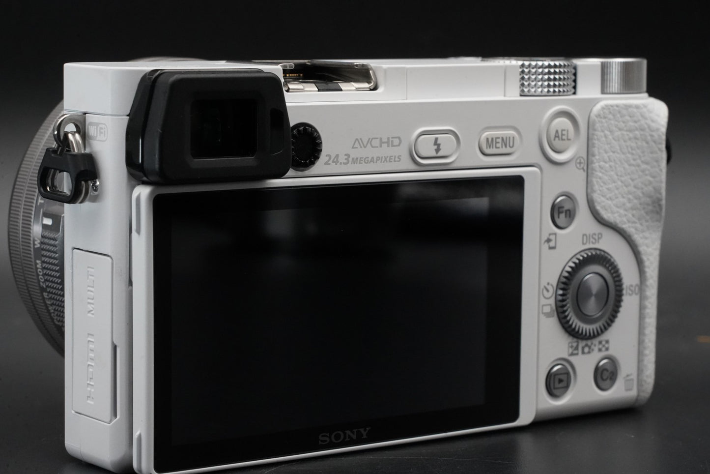 Sony Alpha a6000 Mirrorless Camera with 2 Lenses White US Duty Paid 10857