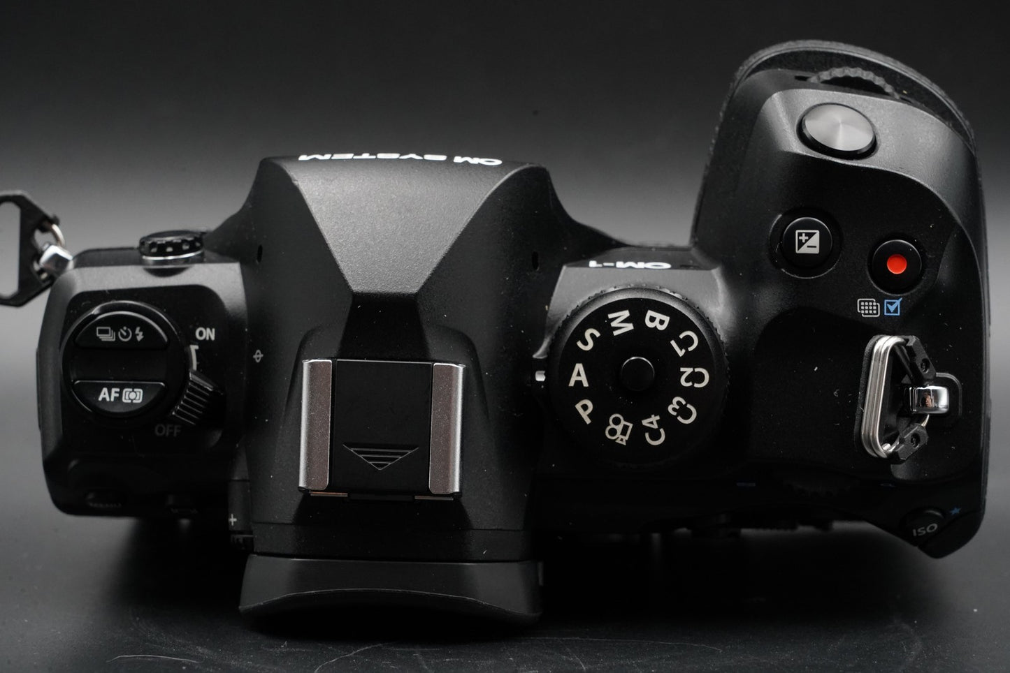 OLYMPUS OM SYSTEM OM-1 Mark II Mirrorless Camera US DUTY PAID 10669