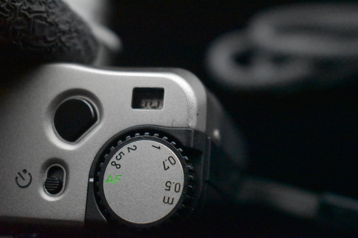 [US Duty Paid] Tested! Contax TVS Point & Shoot 35mm Film Vintage Camera 9416