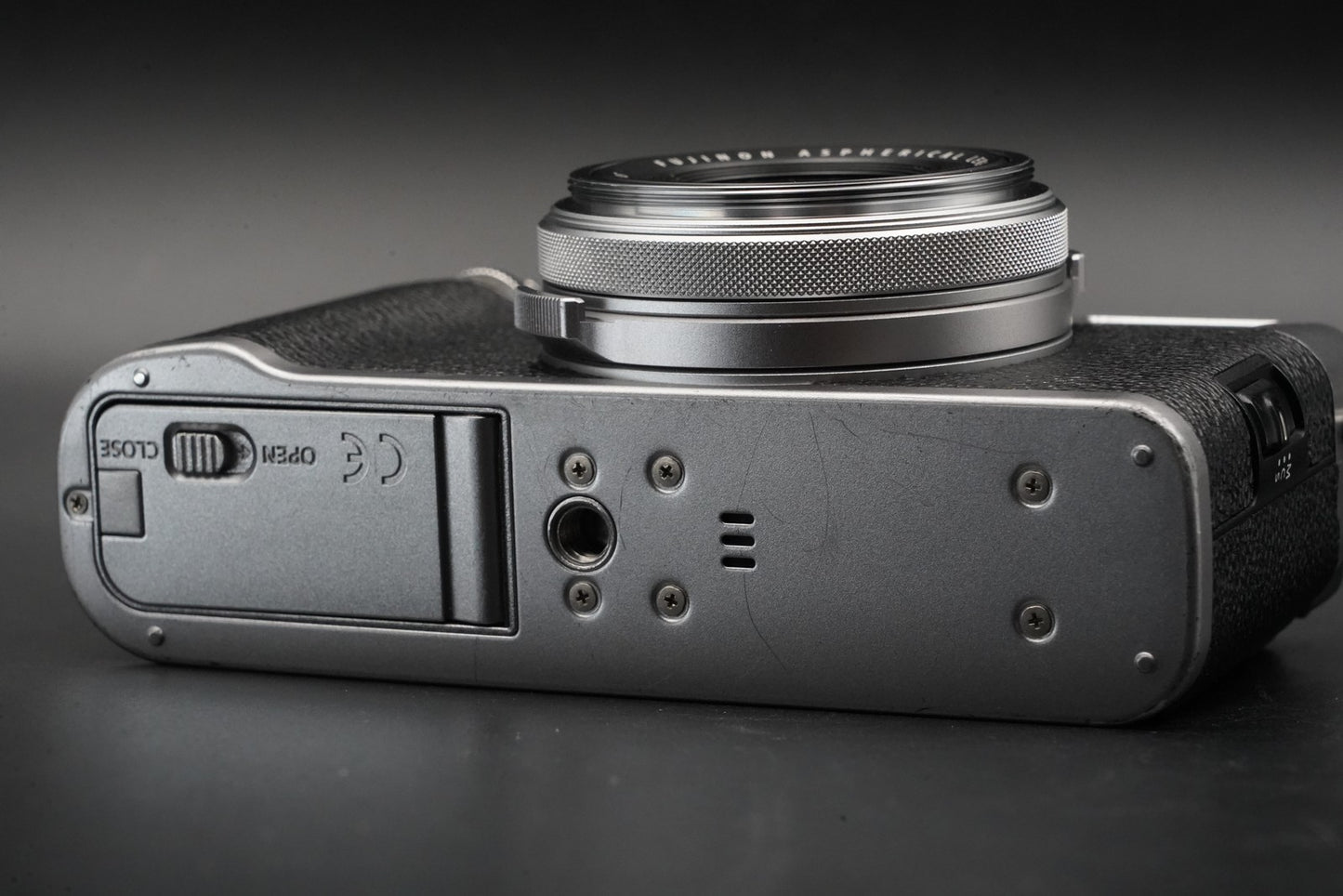 Fujifilm X100F 24.3MP Digital Camera Black From JAPAN US Duty Paid 10934
