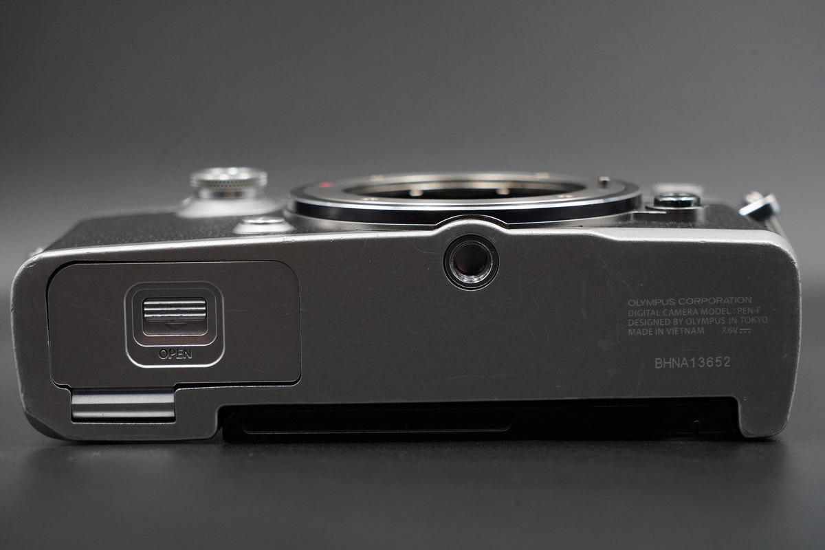 Olympus PEN-F Digital Mirrorless Camera Body Digital Camera US STOCK #10452