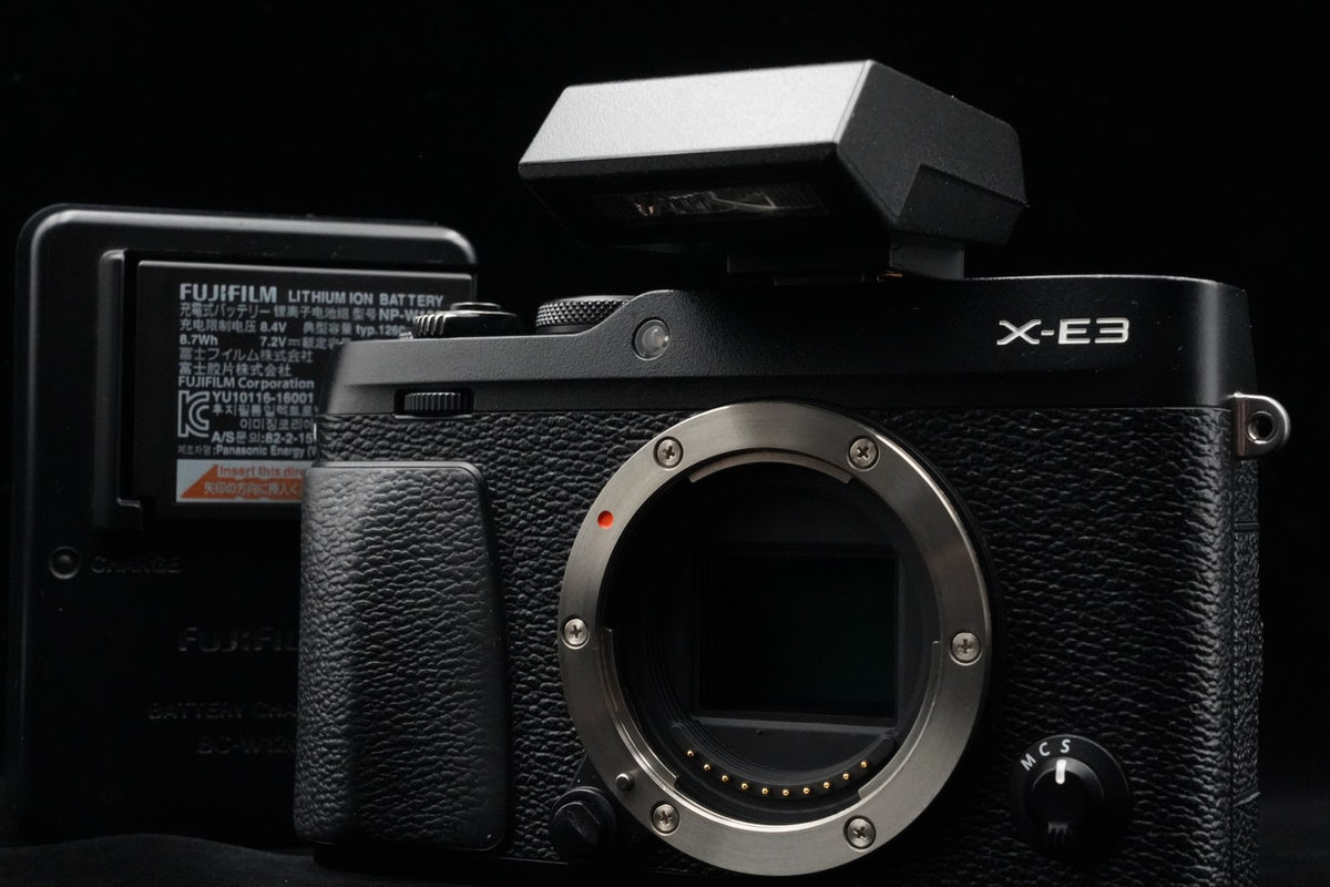 Fujifilm X-E3 24.3MP Mirrorless Digital Camera Black Body US STOCK #10222