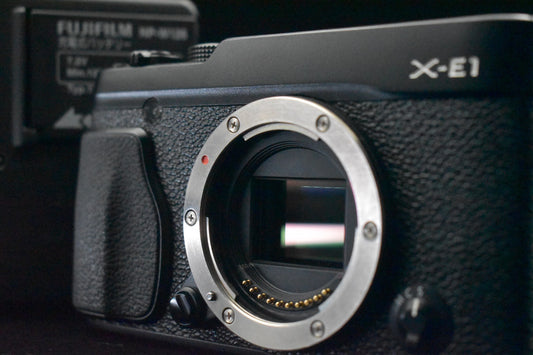 Fujifilm X-E1 16.3MP Digital SLR Camera Body Black US STOCK #R0159