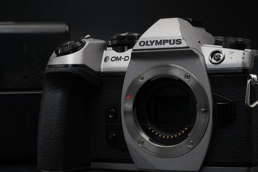 Rare! [US Duty Paid] Olympus OM-D E-M1 Mark II Digital Camera Silver Body 10685