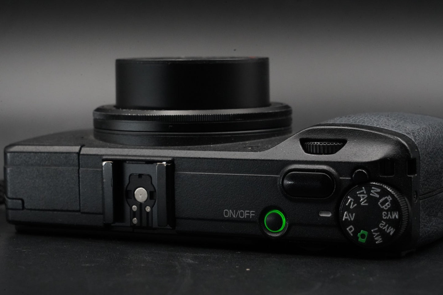 RICOH GR 16.2MP Digital Compact Camera Black JAPAN US Duty Paid 10832
