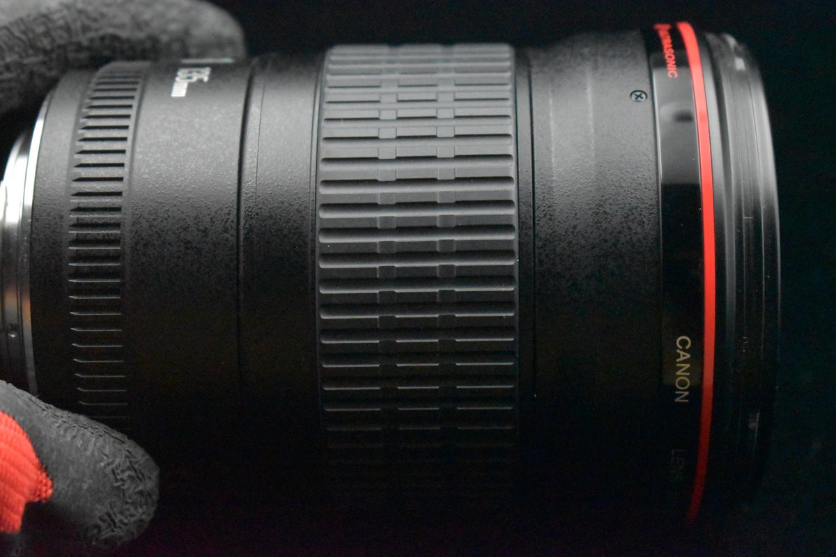 Canon EF 135mm f/2 L USM Telephoto Lens Hood USA Seller Duty Paid #9372