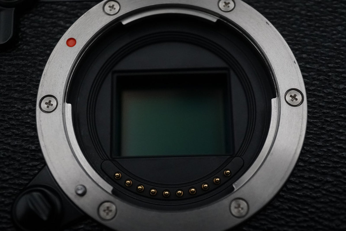 Fujifilm X-Pro1 Mirrorless Digital Camera Black Japan #12168