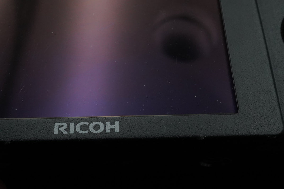 RICOH GR 16.2MP Digital Compact Camera Black -6362 cuts- #11187