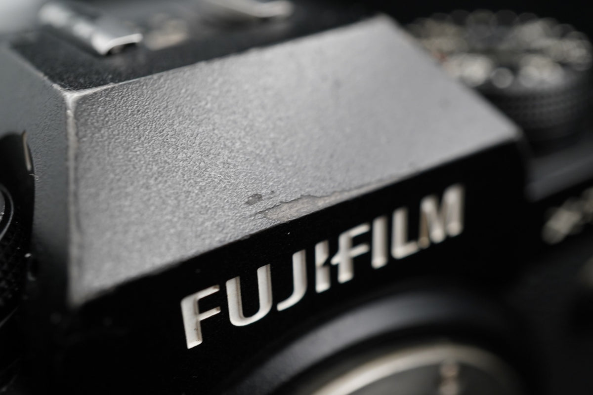 Fujifilm X-T4 Mirrorless Camera Body 26.1MP Black US STOCK #9652