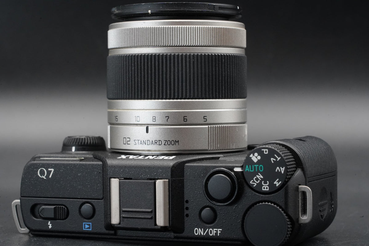 Pentax Q7 Black Digital Mirrorless camera with Lens -245 cuts- #11455
