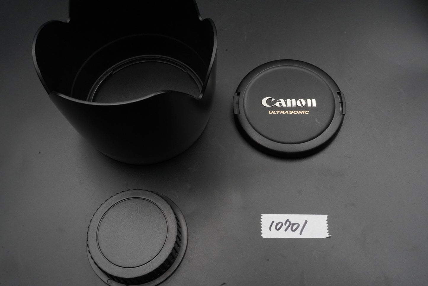 Canon EF 70-200mm F/2.8 L USM Telephoto Zoom AF Lens JAPAN US Duty Paid 10701