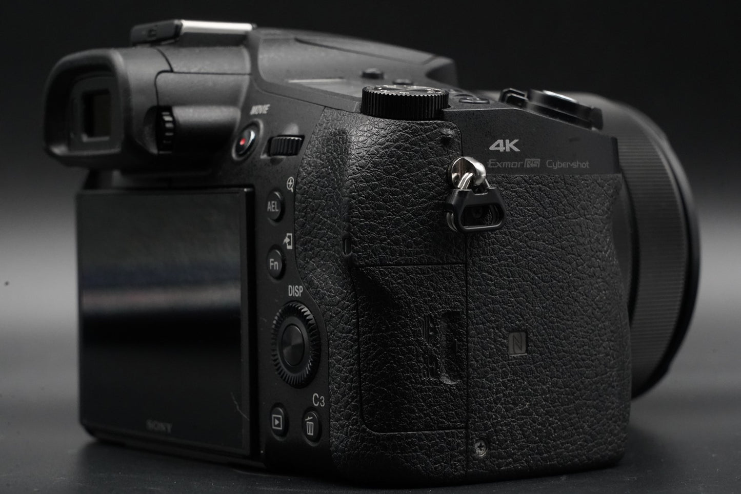 Sony Cyber-Shot RX10 IV 20.1MP Digital Camera DSC-RX10M4 US DUTY PAID 10627