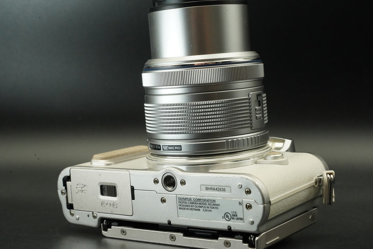 Olympus E-PL8 mit 40-150 mm Objektiv Digitalkamera - 6417 Schnitte - [] US...