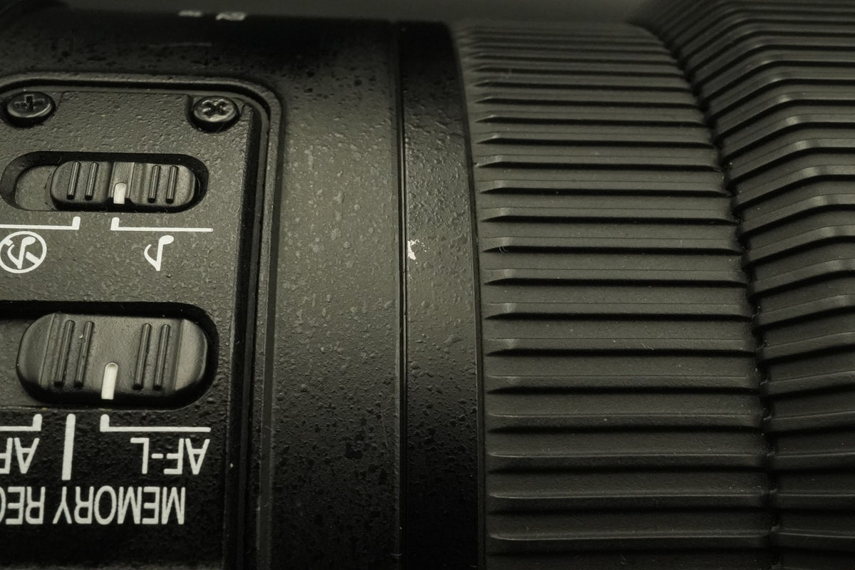Nikon AF-S NIKKOR 300mm f/2.8 G II ED VR Lens #12385