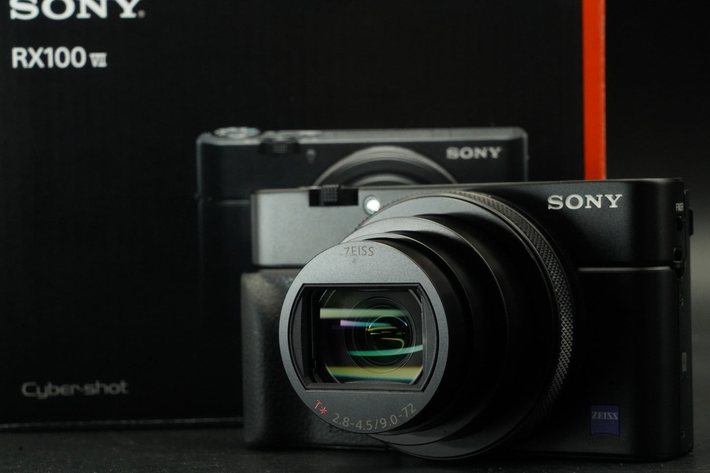 Sony Cyber-Shot DSC-RX100M7 VII Mark 7 Digital Camera 11577