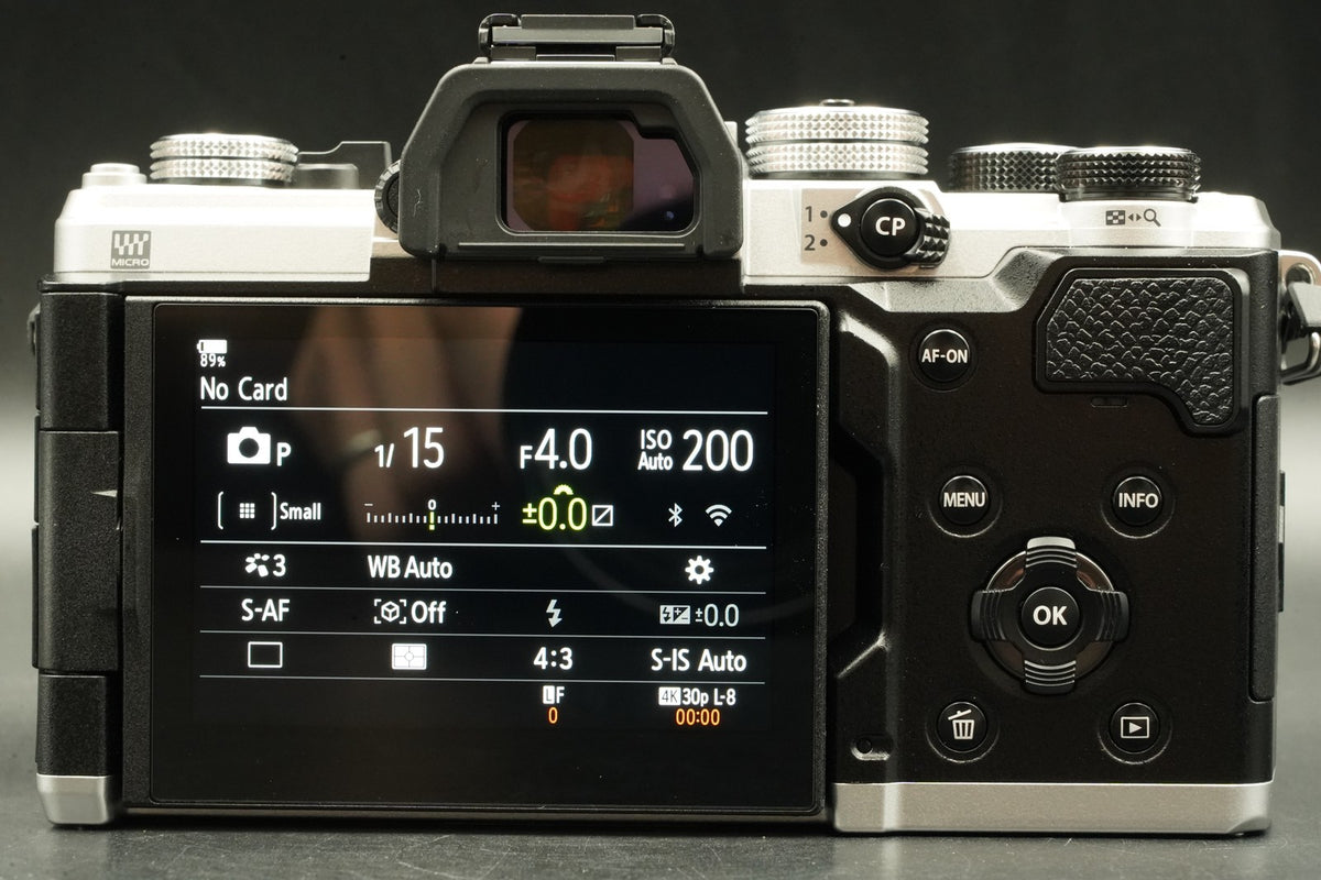 OM SYSTEM OM-3 Mirrorless Camera + M.ZUIKO 12-45mm f/4 Silver -1177 cuts- #12154