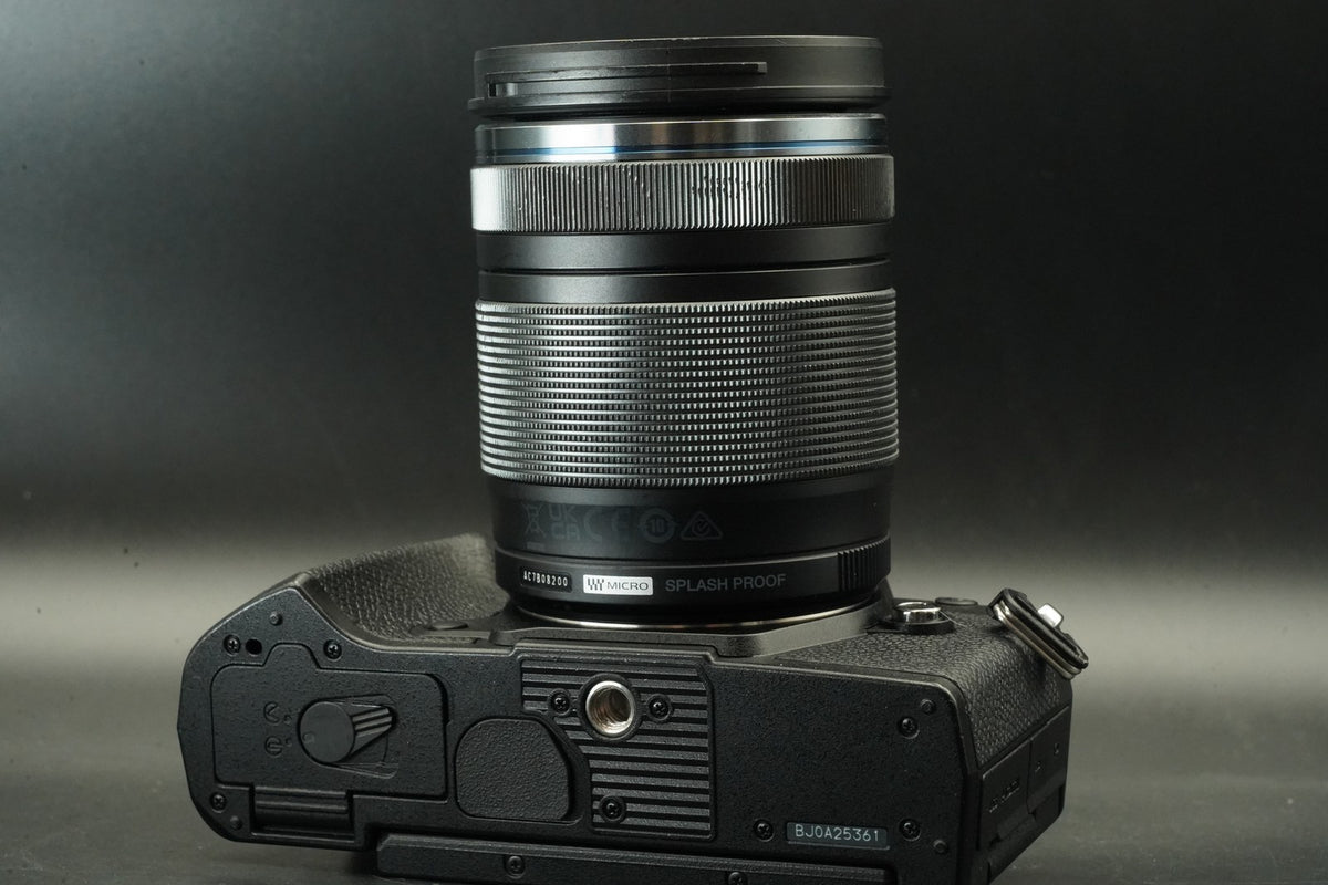 Kit obiettivo OM SYSTEM OM-5 nero + 14-150 mm F/4-5.6 II -3439 tagli - #11676