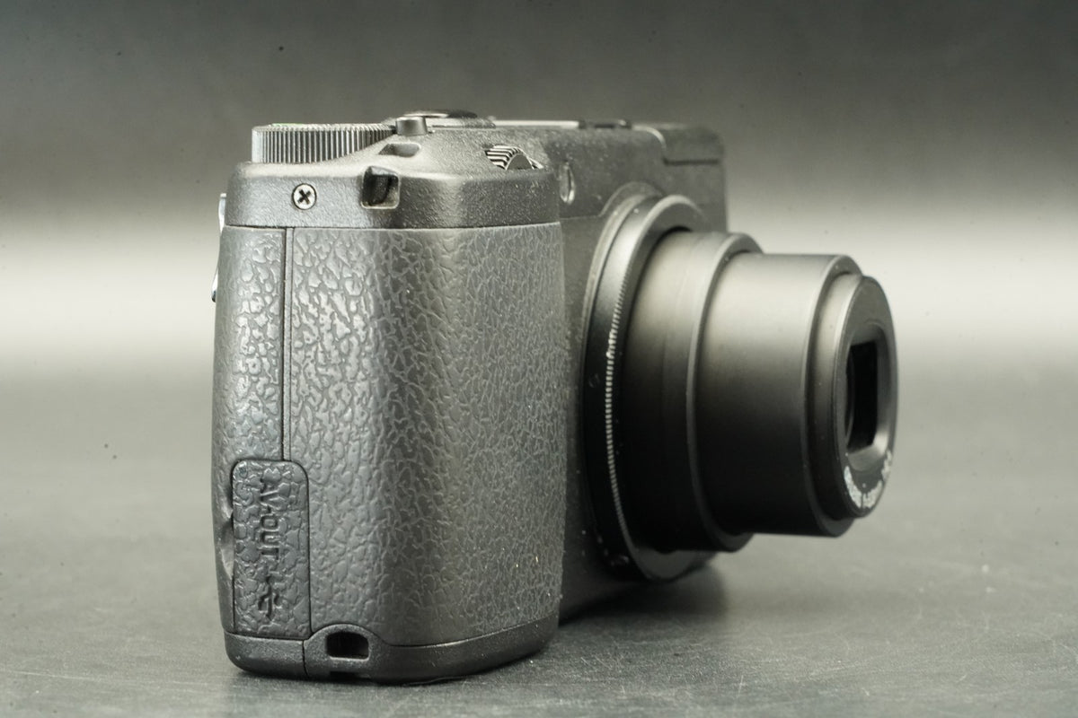 RICOH GR DIGITAL II 10.1 MP Compact Camera -8838 cuts- #12466