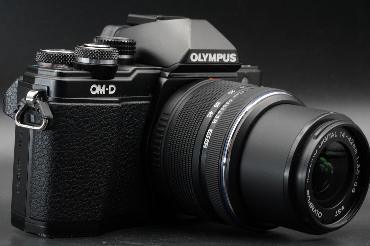 Olympus OM-D E-M10 Mark II 16.1MP Digital Camera Black w/ 2 Lens 11241-2