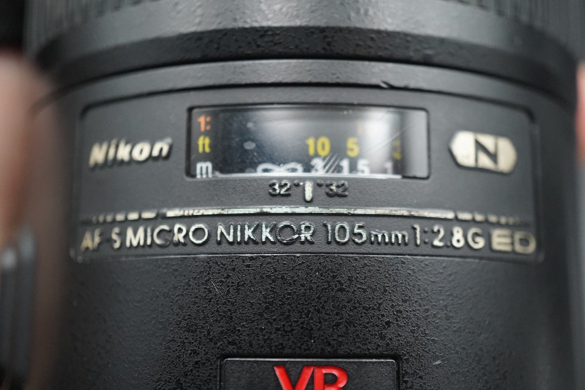 Nikon AF-S MICRO NIKKOR 105mm F/2.8G ED VR Lens 11177 US STOCK #11460