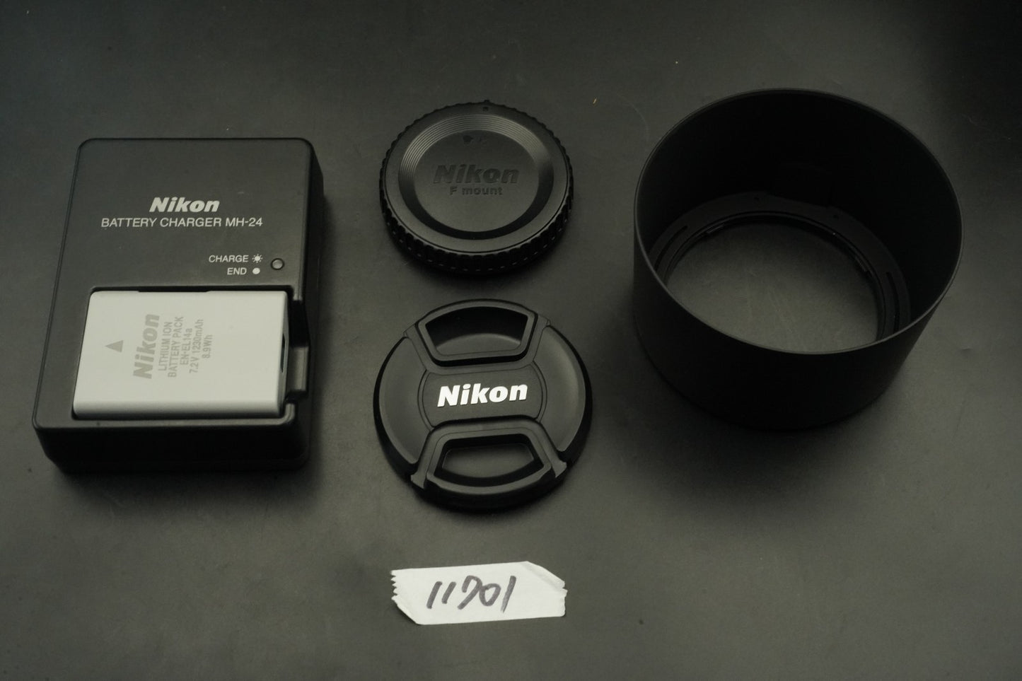 33905 cuts!! Nikon D5300 AF-S 18-55mm + 55-300mm Lens 11701