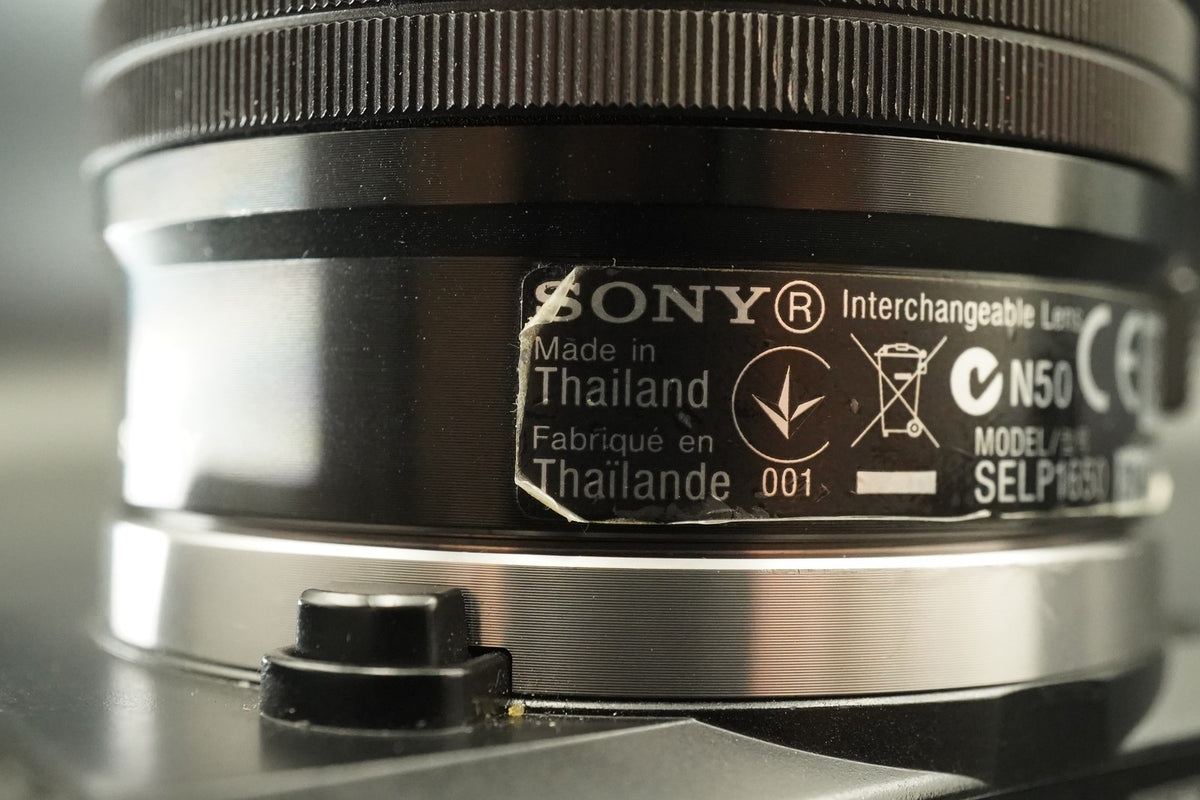 Sony Alpha a5000 Mirrorless Digital Camera with Lens Black -8280 cuts- #12453