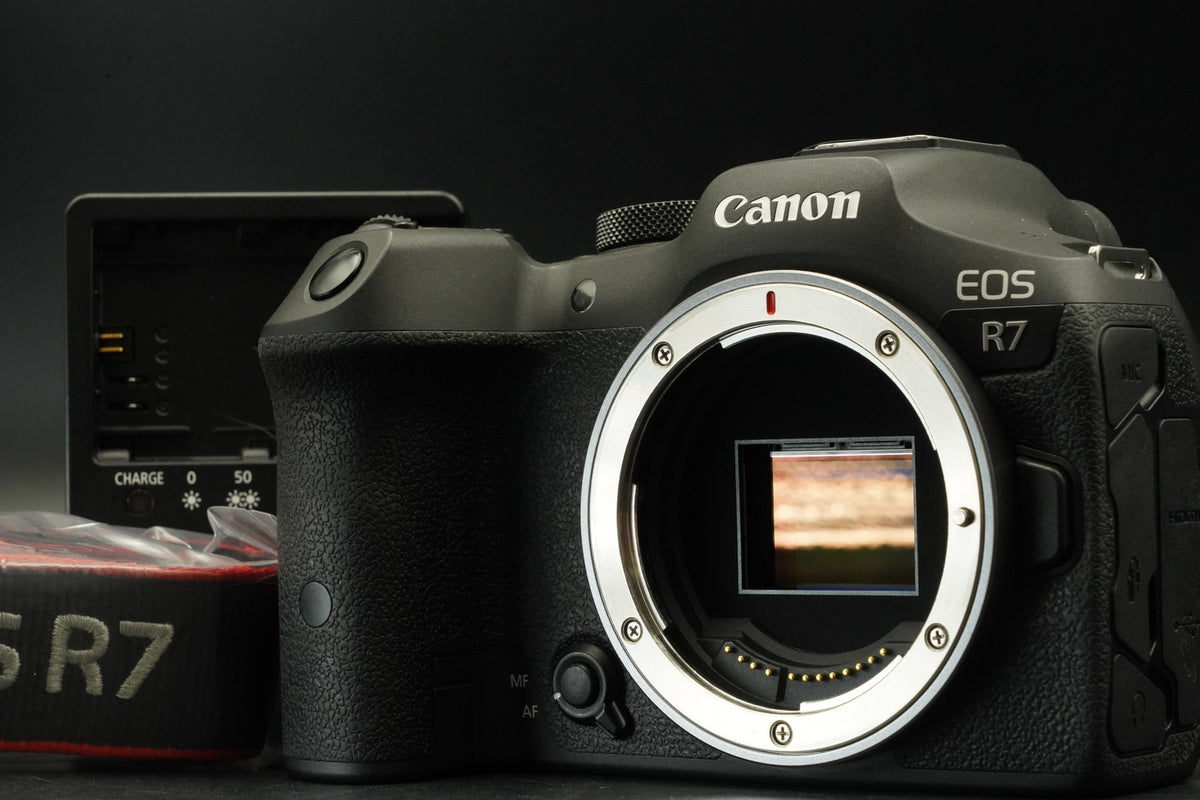 Canon EOS R7 Mirrorless Digital Camera -12% cuts- US STOCK #11669