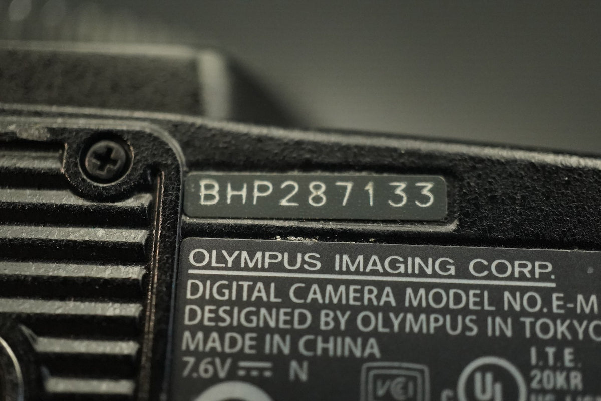 Olympus OM-D E-M1 Mirrorless Digital Camera Black Body #11911