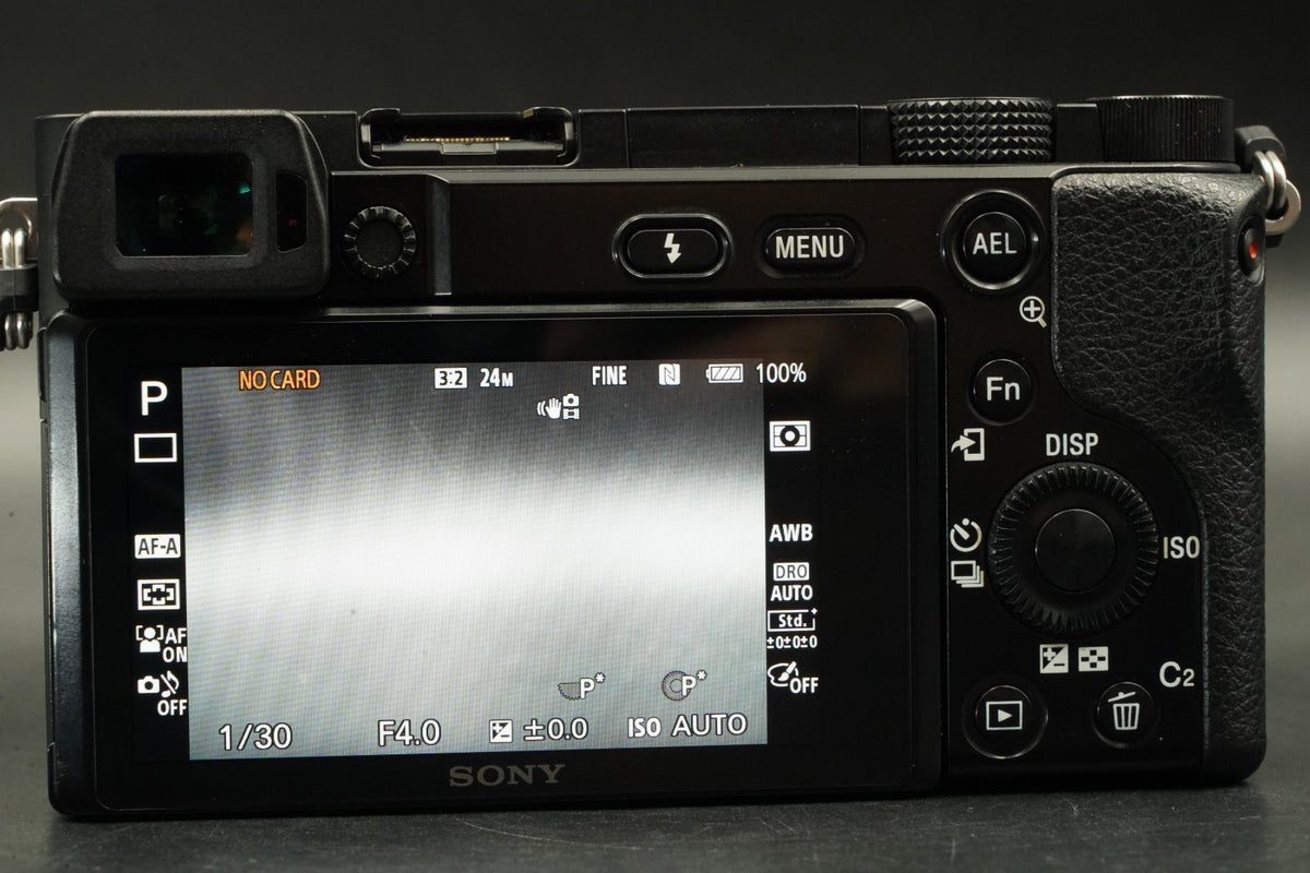 Fotocamera digitale mirrorless Sony Alpha a6100 ILCE-6100 -30050 tagli - #11875