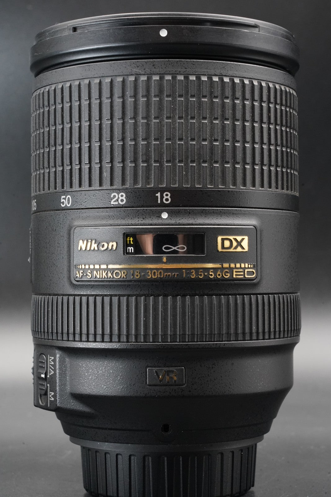 Nikon AF-S DX NIKKOR 18-300mm f/3.5-5.6 G ED VR F Mount US Duty Paid 11340