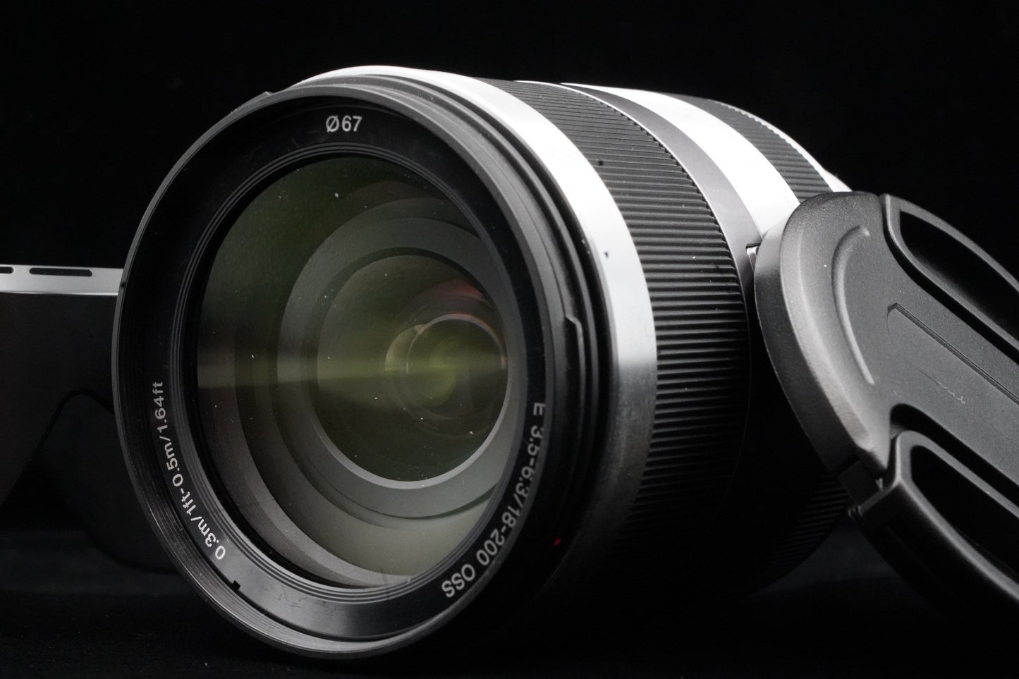 Sony E 18-200mm f/3.5-6.3 OSS Lens E Mount SEL18200 Silver US STOCK