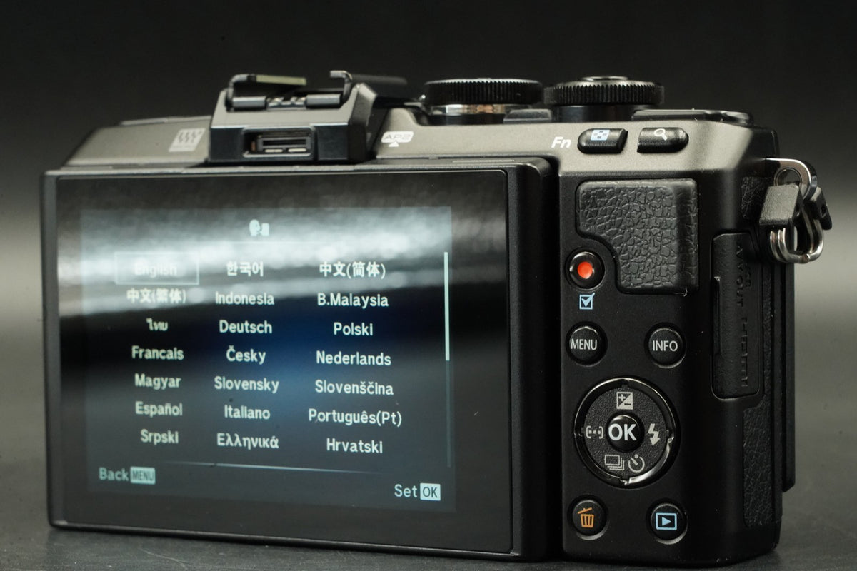 Olympus PEN E-PL7 Digital Camera Black with 2 Lens -8172 cut- #12341