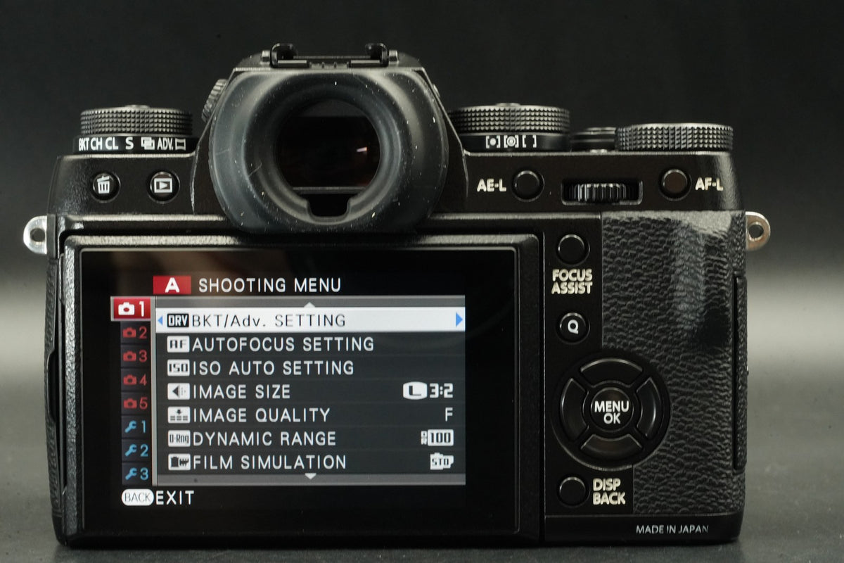 Fujifilm X-T1 Mirrorless Digital Camera 16.3MP Black -999 cuts- #12410