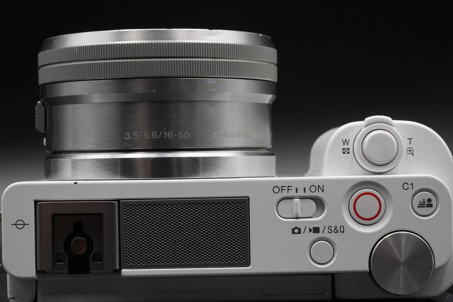 Sony Alpha ZV-E10 with Lens Mirrorless Vlog Camera White US Duty Paid 10469