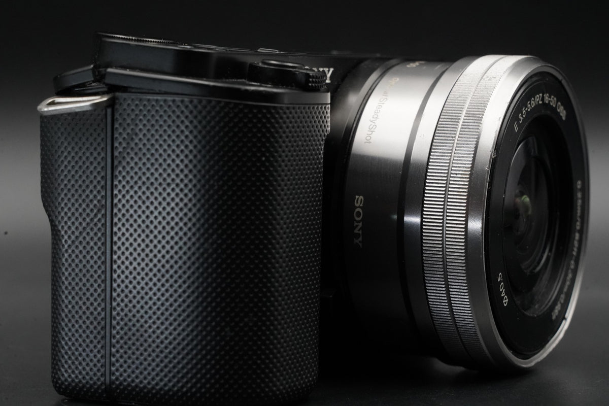 Sony Alpha ZV-E10 Mirrorless Vlog Camera with 2 Lenses Black #10625