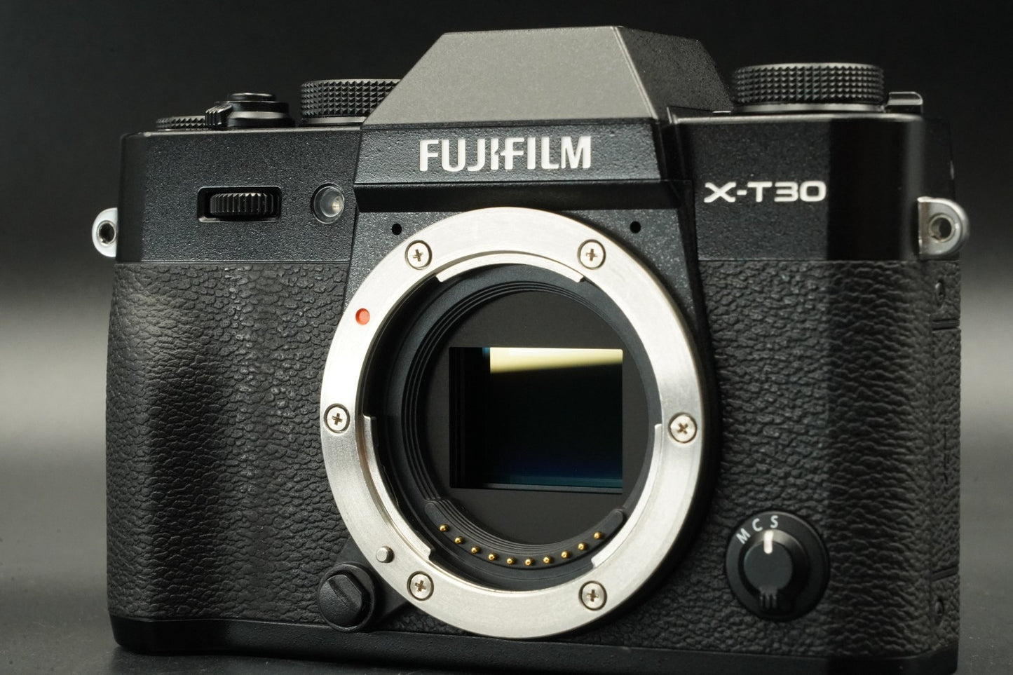 Only 490 cuts!!! Fujifilm X-T30 Silver Mirrorless Digital Camera 11588