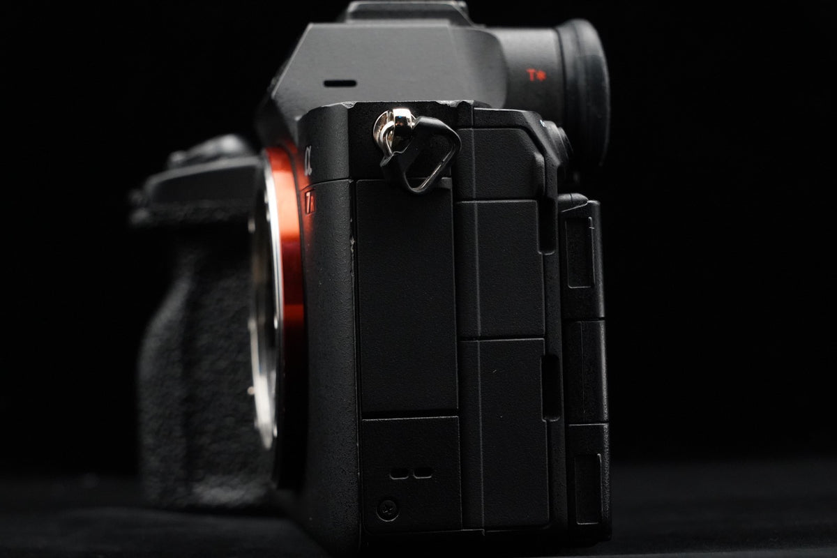 Sony A7R V ILCE-7RM5 Mirrorless Digital Camera US STOCK #10322