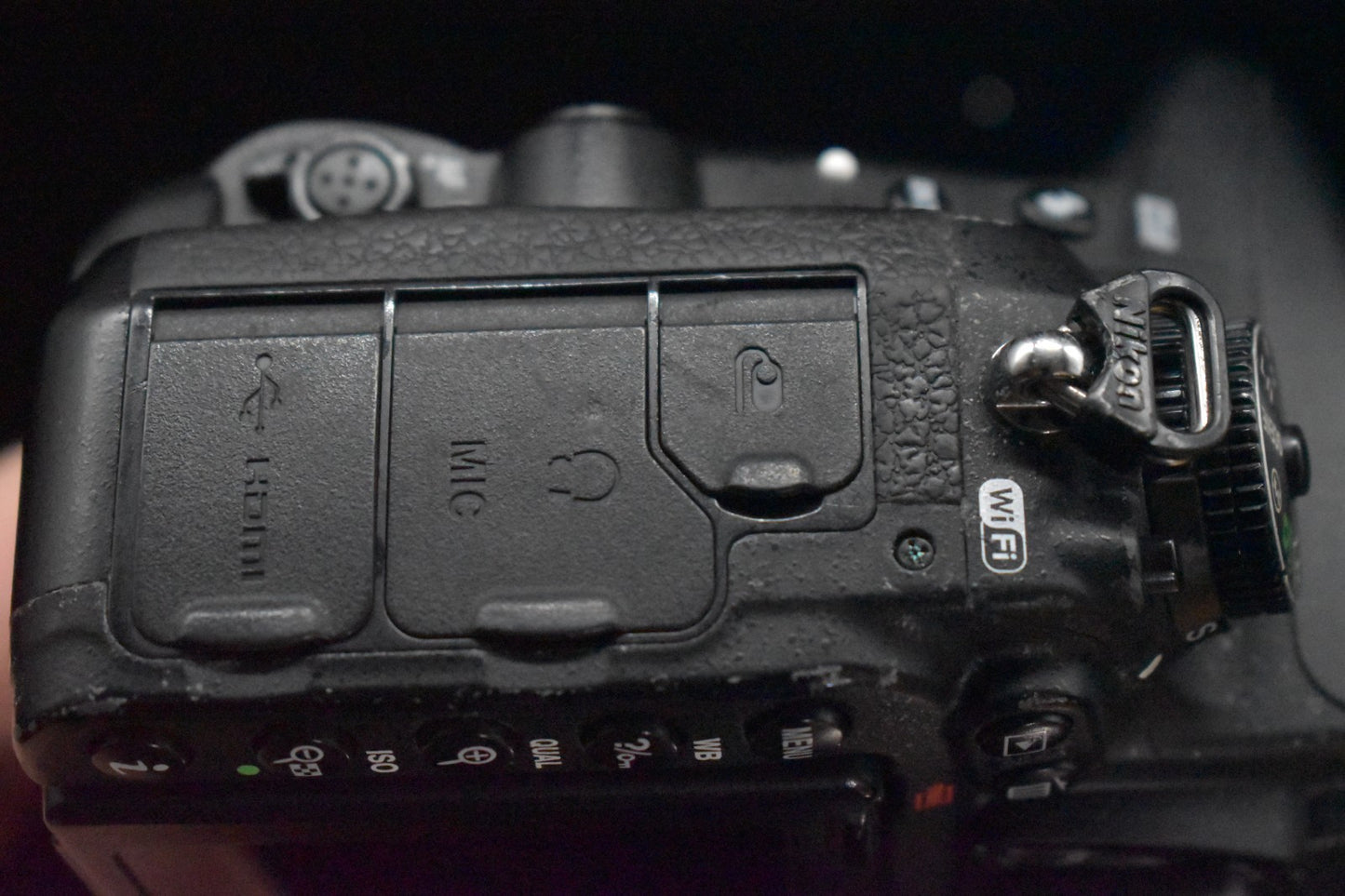Nikon D750 24.3MP DSLR Camera Body US Duty Paid Excellent Condition 8233