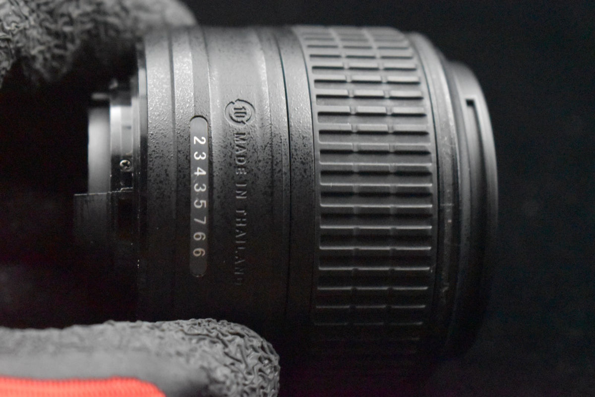 [US DUTY PAY] Appareil photo reflex numérique Nikon D5600 avec kit...