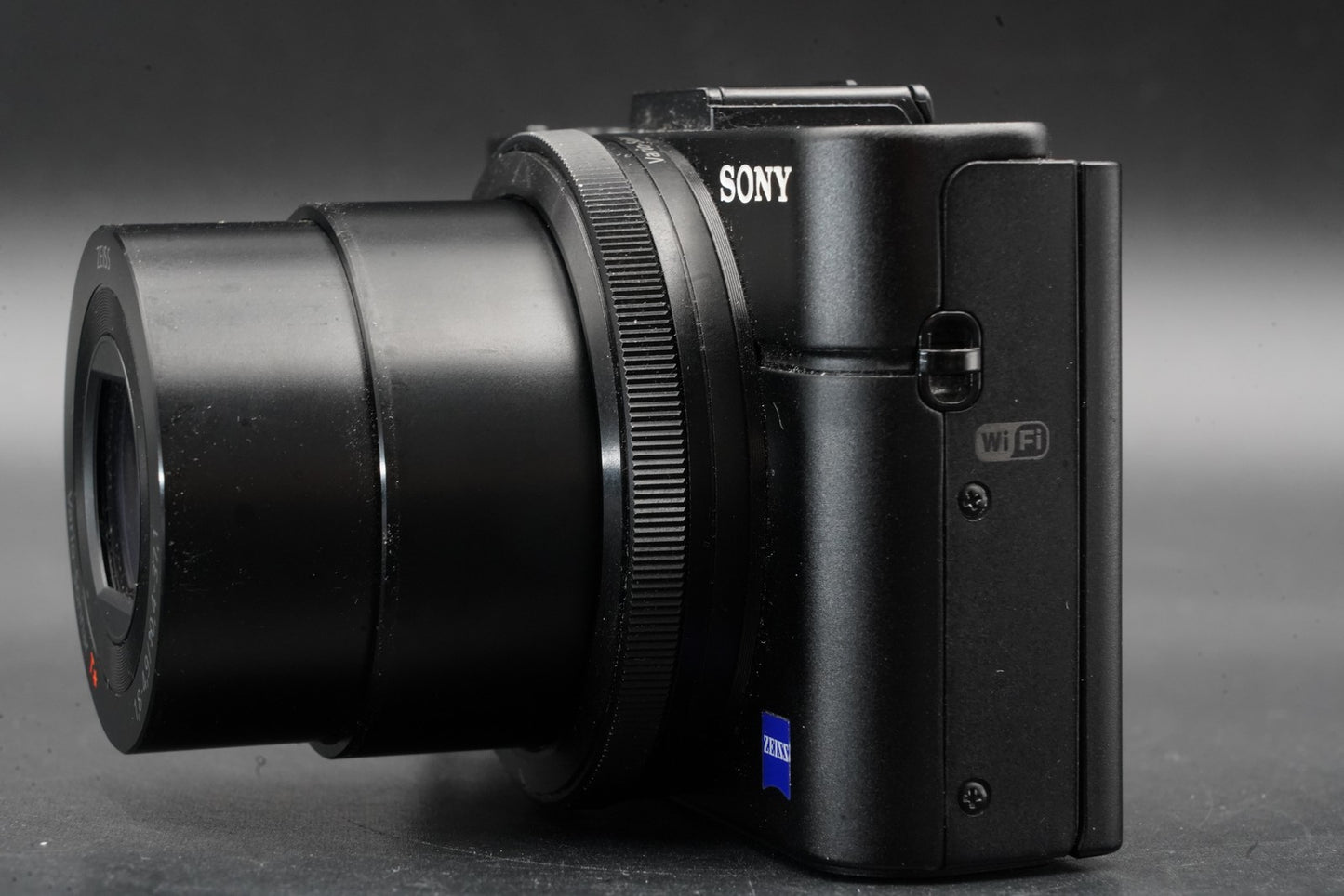 Sony Cyber-shot DSC-RX100 II M2 20.2MP Digital Camera US Duty Paid 11123
