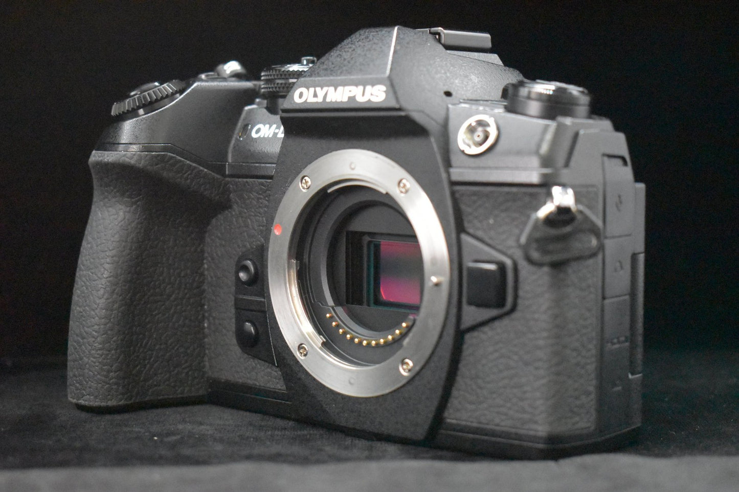 Olympus OM-D E-M1 Mark II Digital Camera Black Body US Duty Paid 10069