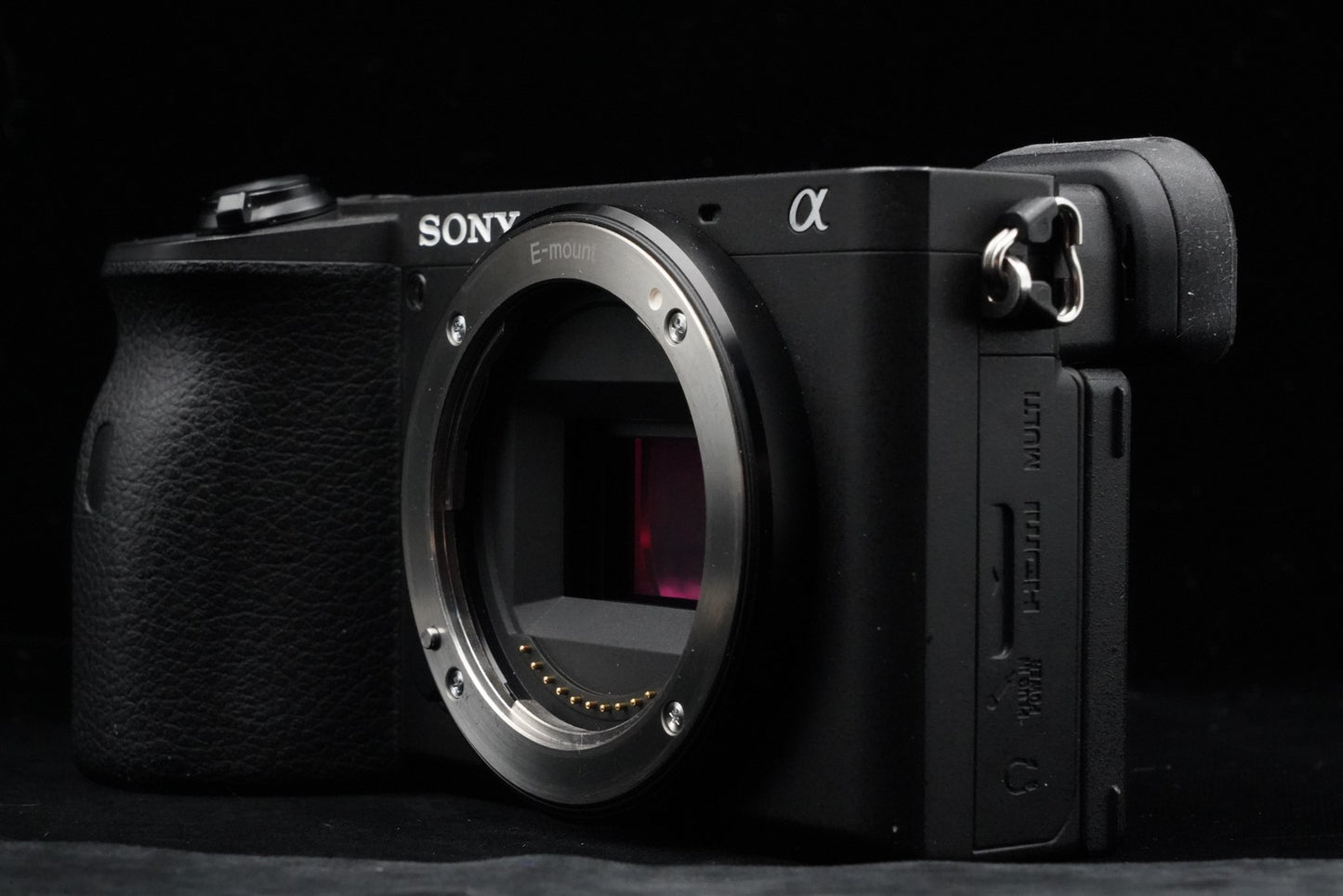 Sony Alpha a6600 ILCE-6600 English Language US DUTY PAID 9912