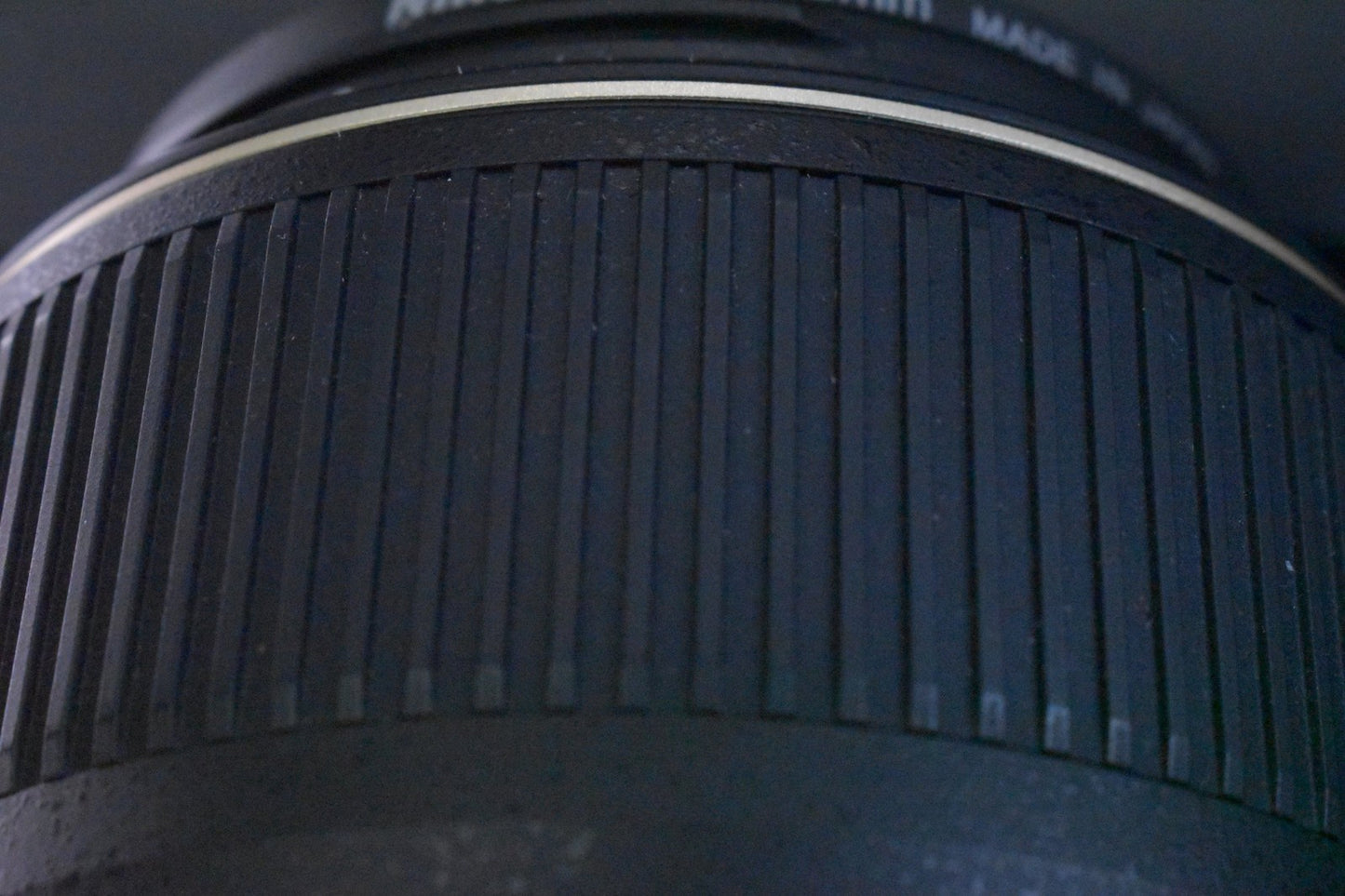 Nikon AF-S MICRO NIKKOR 105mm F/2.8G ED VR Lens US Duty Paid 10580