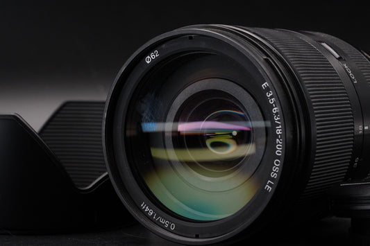 Sony E 18-200mm f/3.5-6.3 OSS LE Black Lens sony E Mount SEL18200LE 11323