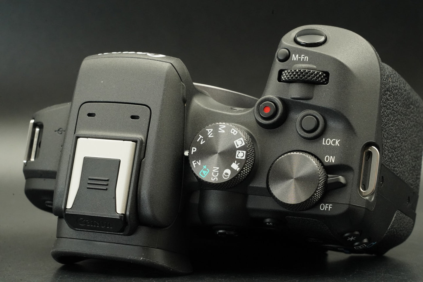 Canon EOS R10 Black APS-C Mirrorless Digital Camera -1% cuts- #11808
