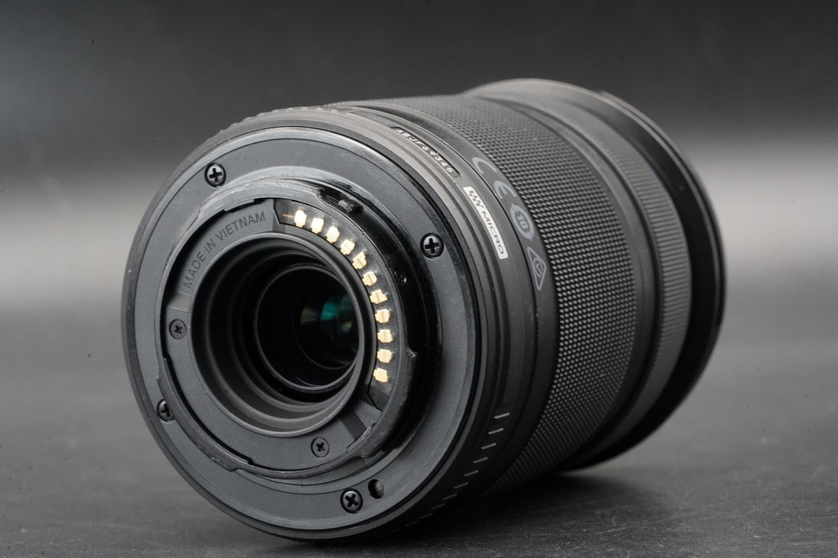 Olympus E-PL8 con obiettivo 40-150 mm fotocamera digitale argento US STOCK...