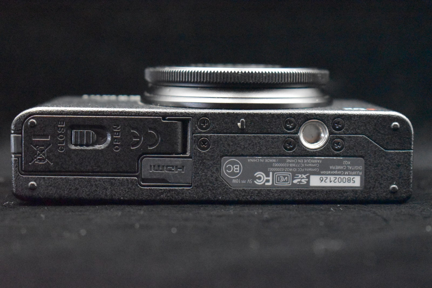 [US Duty Paid] FUJIFILM XQ2 Compact Digital Camera Black 9441
