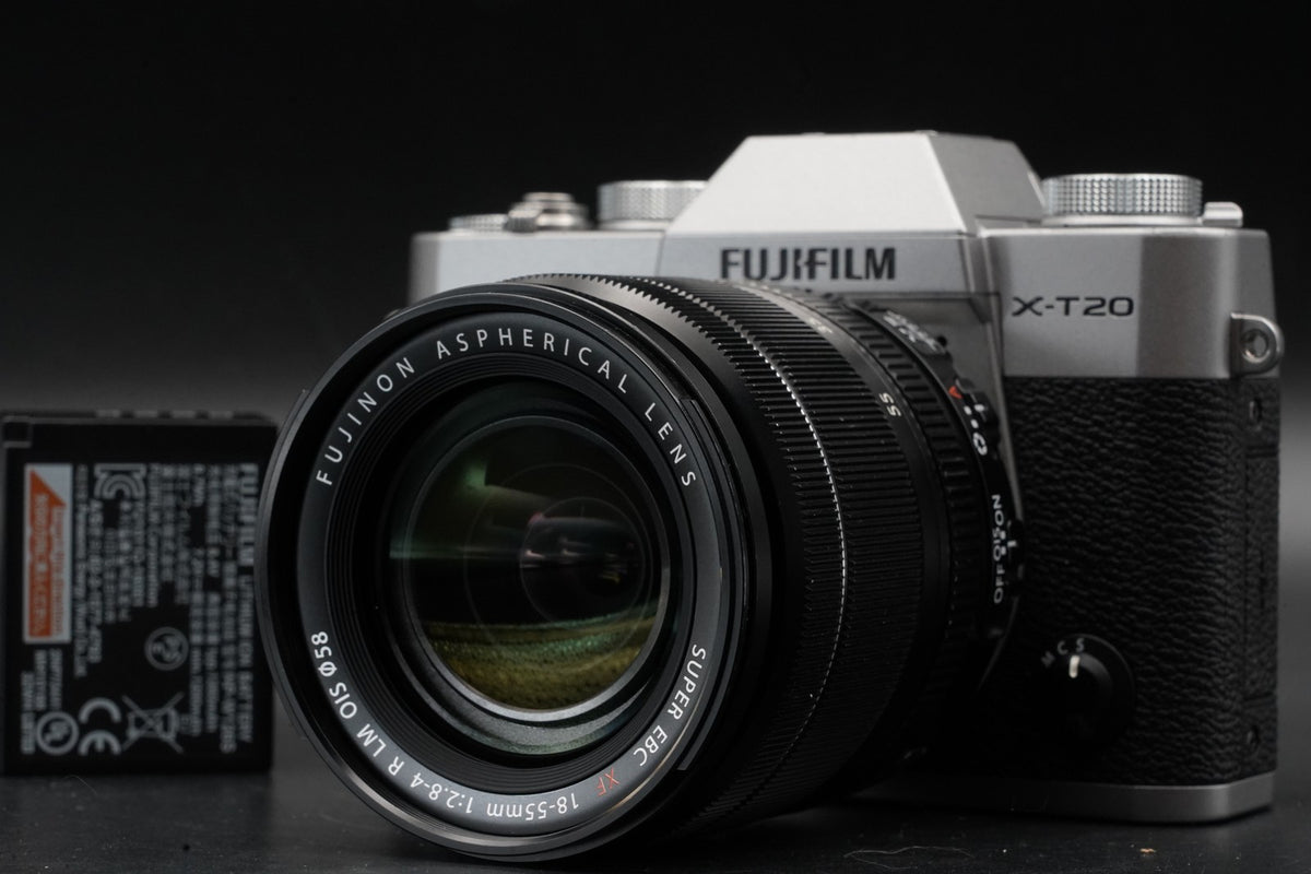 Appareil photo numérique sans miroir Fujifilm X-T20 avec objectif XF 18-55...