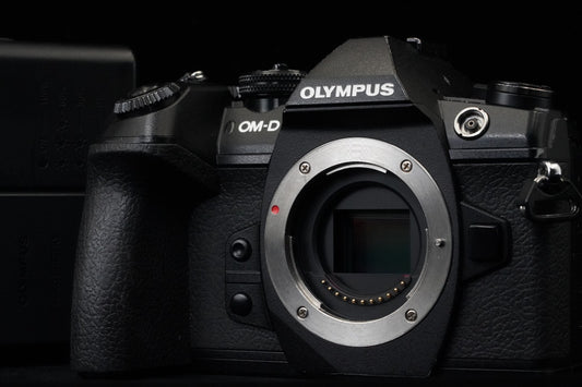 Olympus OM-D E-M1 Mark II Digital Camera Black Body US Duty Paid 9877