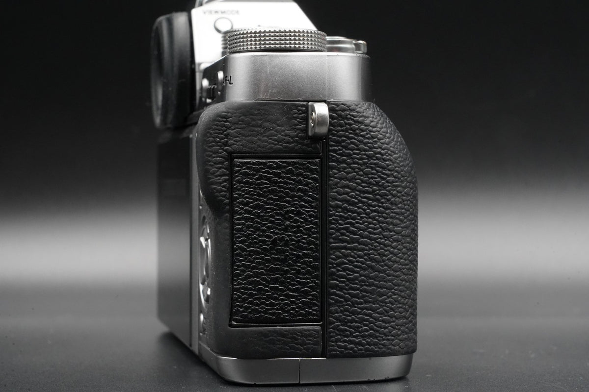 Fujifilm X-T1 16.3MP Mirrorless Digital Camera Black US STOCK #10571